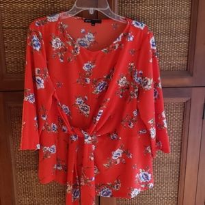 Bracelet sleeve floral print tie waist top